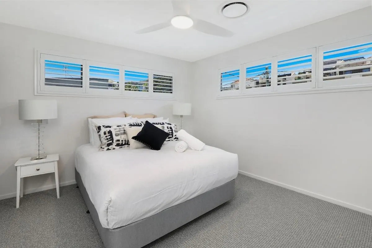 George8- The Ultimate, Family Beach House! Alexandra Headland Ferienhaus