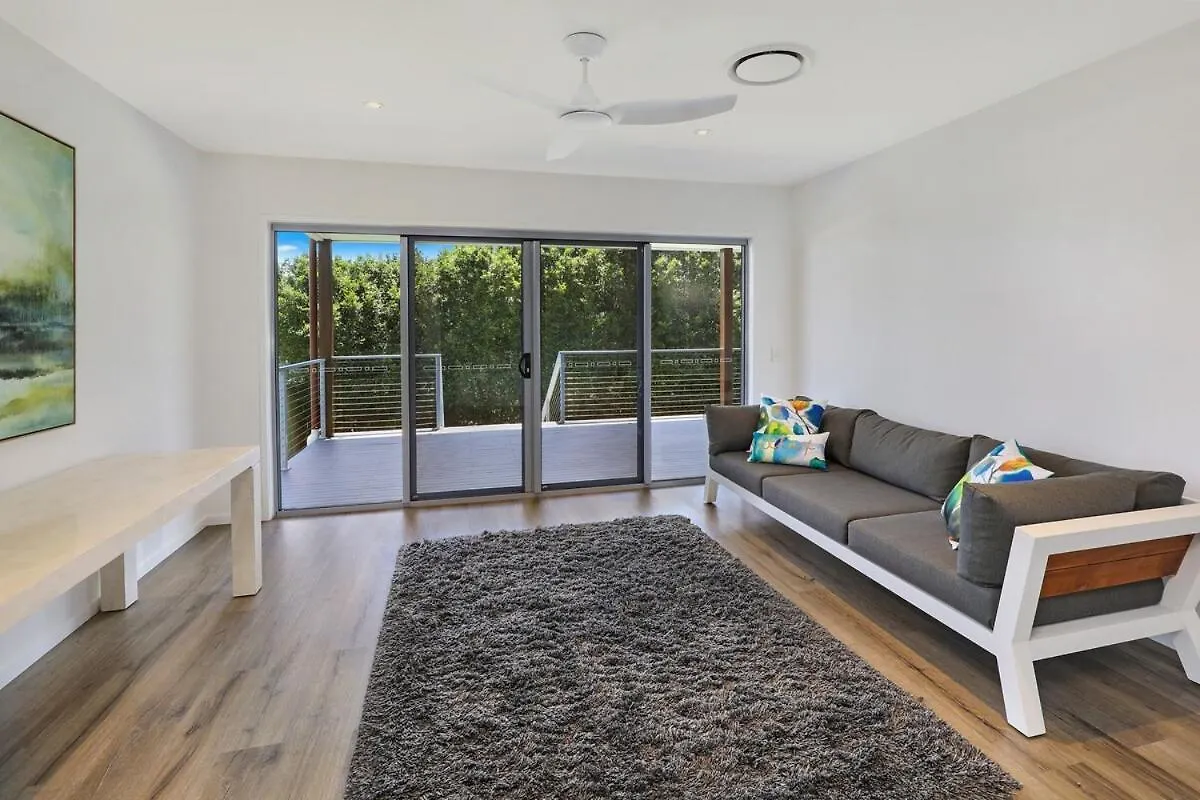 Ferienhaus George8- The Ultimate, Family Beach House! Alexandra Headland
