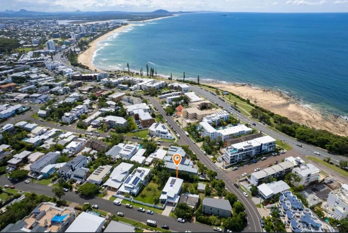 George8- The Ultimate, Family Beach House! Alexandra Headland Australien