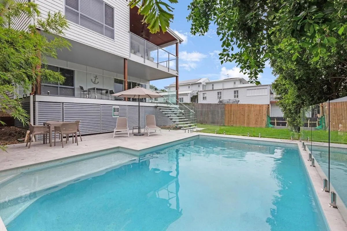 Ferienhaus George8- The Ultimate, Family Beach House! Alexandra Headland